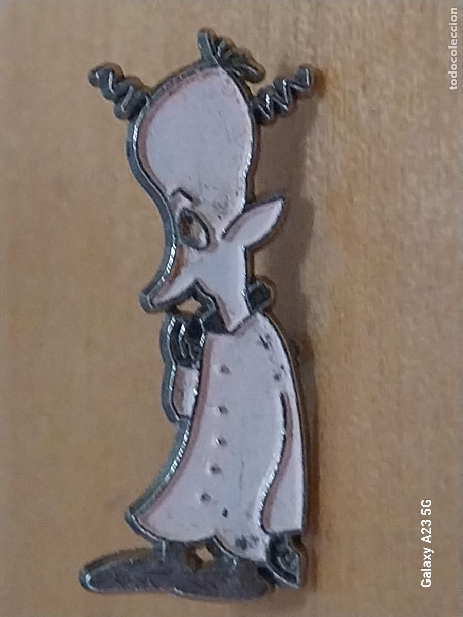 Pins de colecci&oacute;n: TIPO CIENTIFICO O SIMILAR FIGURA PIN PINCHO METAL PINTADO VINTAGE 2.65CMS ALTO
