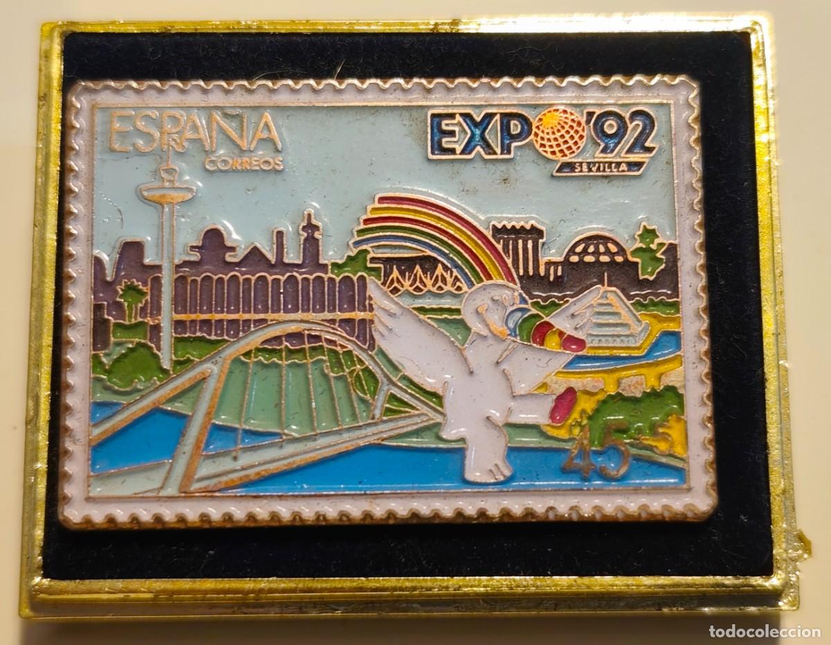 Pins de colecci&oacute;n: PIN EXPO 92 - CORREOS - REPRODUCCION SELLO