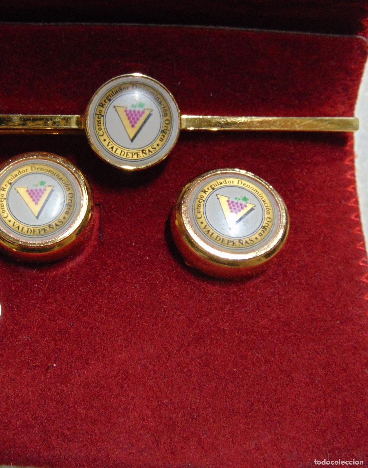 Pins de colecci&oacute;n: PISACORBATAS Y PINES DE VALDEPE&Ntilde;AS SOBRE VINO, NUEVOS