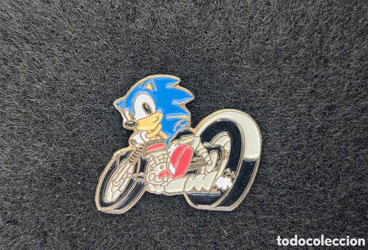 Pins de colecci&oacute;n: Pin Sonic en Moto. SEGA Original. - Foto 3