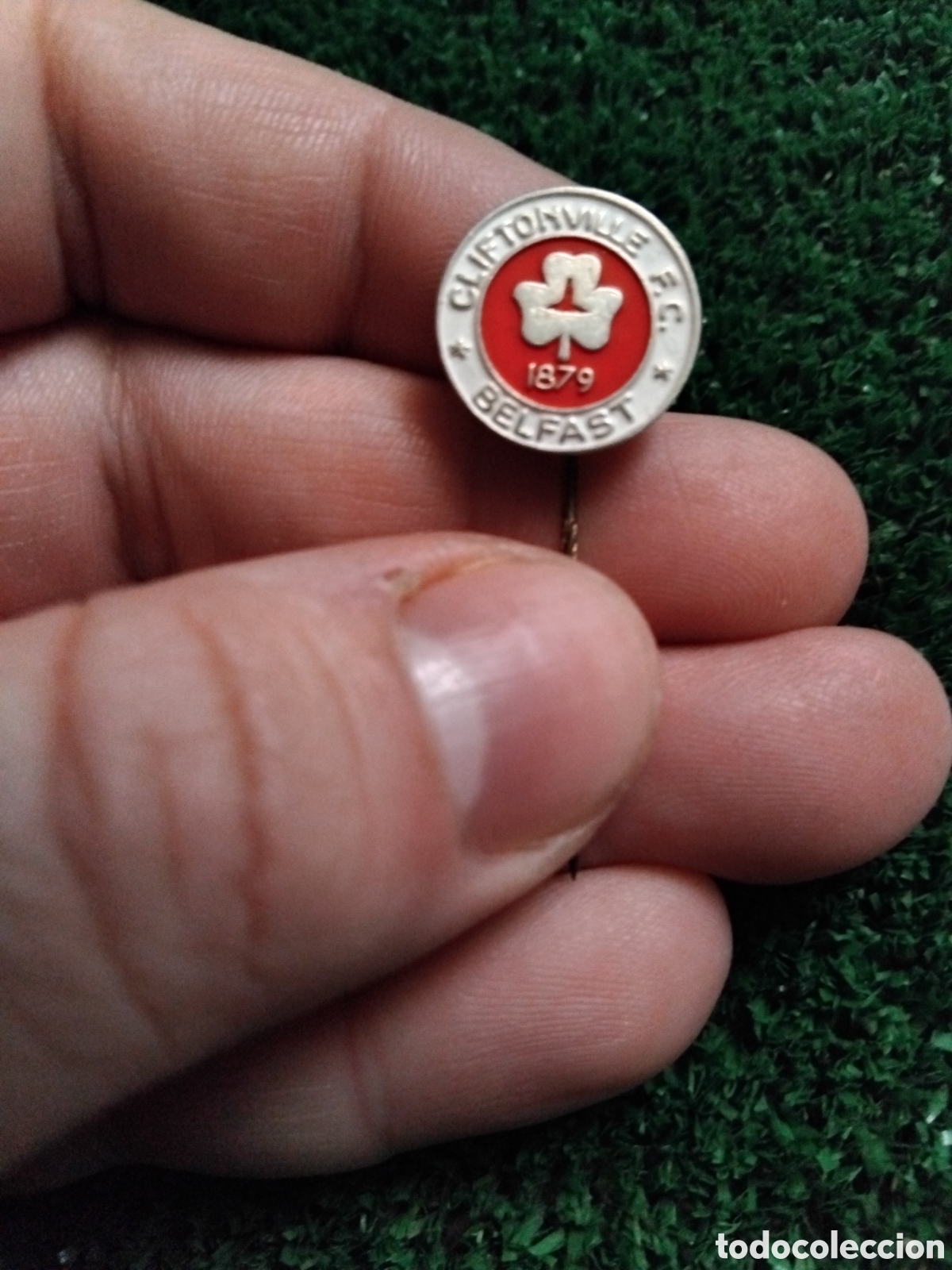 Pins de colecci&oacute;n: Pin Bealfast a&ntilde;os 50/60