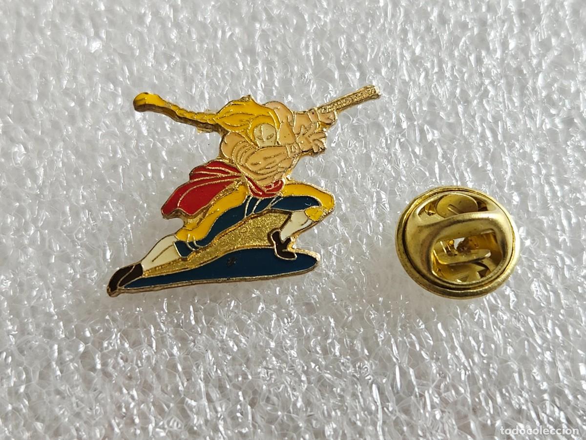 Pins de colecci&oacute;n: Pin Street Fighter pins de los a&ntilde;os 90 pines nintendo capcom sega sonic Super mario