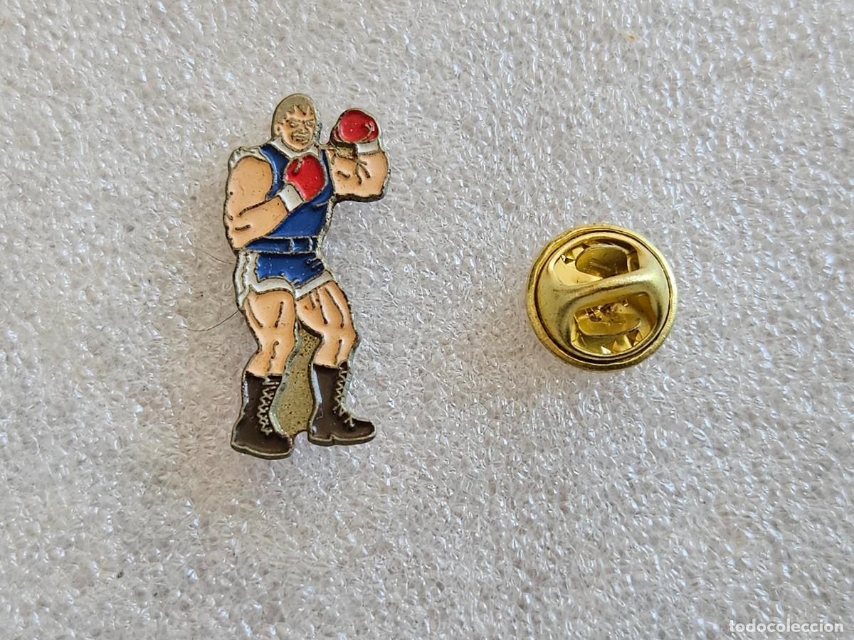 Pins de colecci&oacute;n: Pin Street Fighter pins de los a&ntilde;os 90 pines nintendo capcom sega sonic Super mario