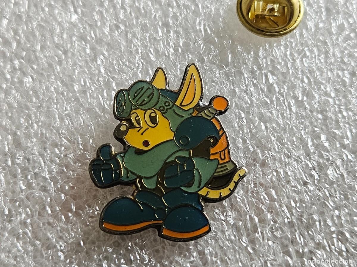 Pins de colecci&oacute;n: Pin Rocket Knight Adventures Sega pins de los a&ntilde;os 90 pines nintendo super mario sonic