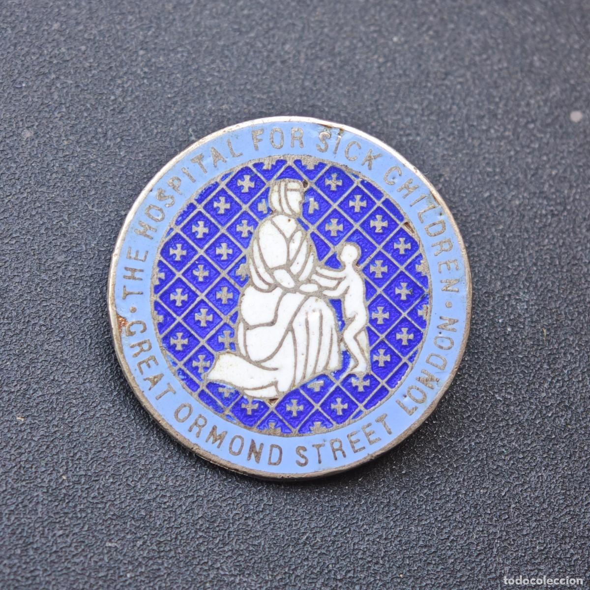Pins de colecci&oacute;n: Insignia placa de plata Medica Reino Unido hospital for sick children vintage badge pin