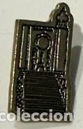 Pins de colecci&oacute;n: Pin met&aacute;lico de solapa de la Catedral de Girona