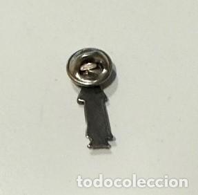 Pins de colecci&oacute;n: 4 Pins sin identificar - Foto 4