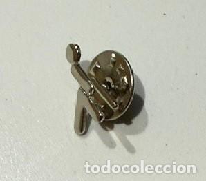 Pins de colecci&oacute;n: 4 Pins sin identificar - Foto 5