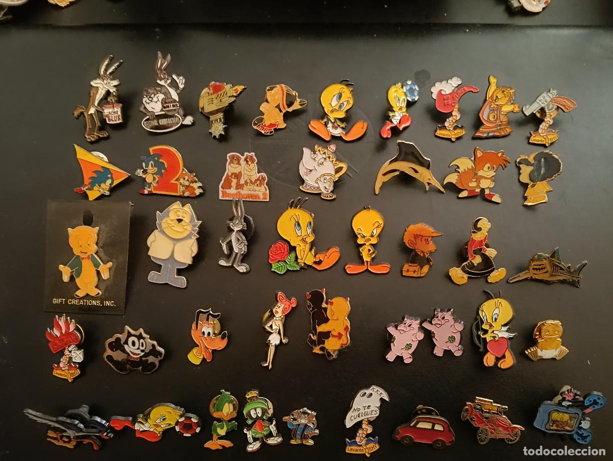 Pins de colecci&oacute;n: LOTE DE 42 PINS INFANTILES WALT DISNEY / WARNER BROSS Y OTROS