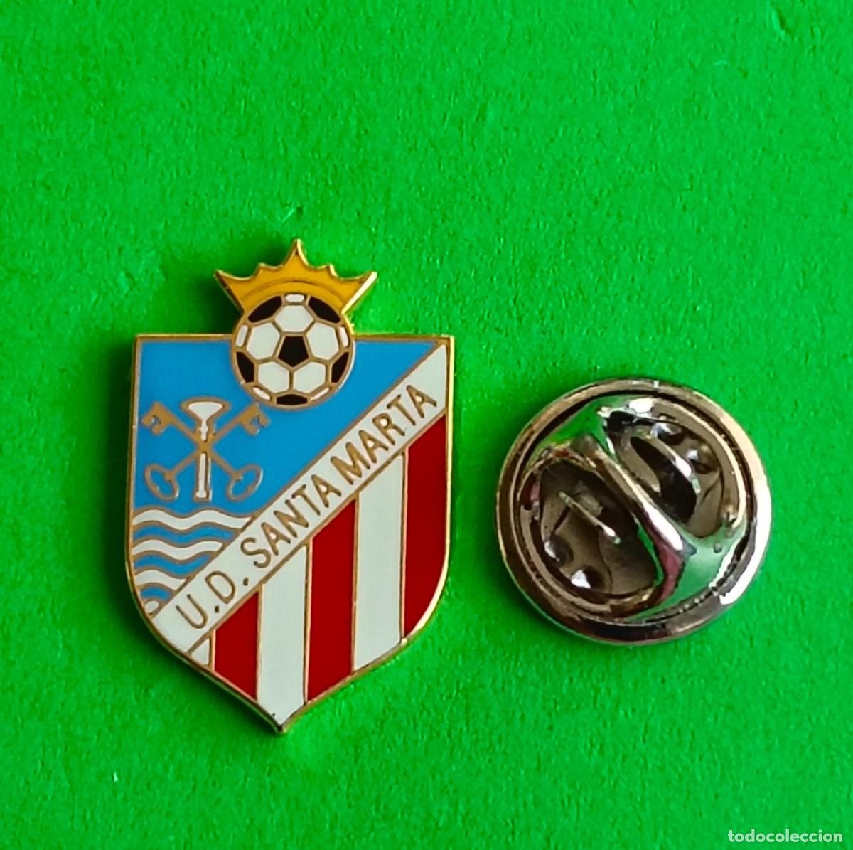 Pins de colecci&oacute;n: PIN FUTBOL - ESMALTE - U.D. SANTA MARTA - SANTA MARTA DE TORMES - SALAMANCA - 131003