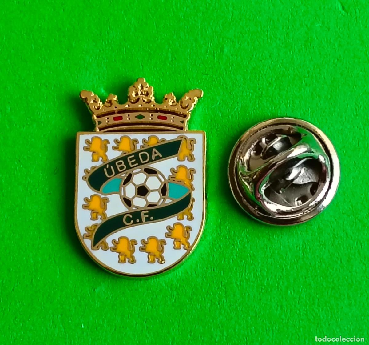 Pins de colecci&oacute;n: PIN FUTBOL - ESMALTE - UBEDA C.F. - UBEDA - JAEN - 131005