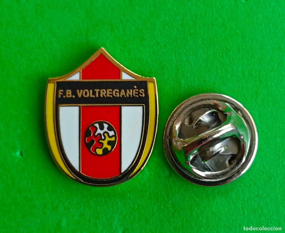 Collection pins: PIN FUTBOL - ESMALTE - F.B. VOLTREGANES - SAN HIPOLITO DE VOLTREGA - BARCELONA - 131130