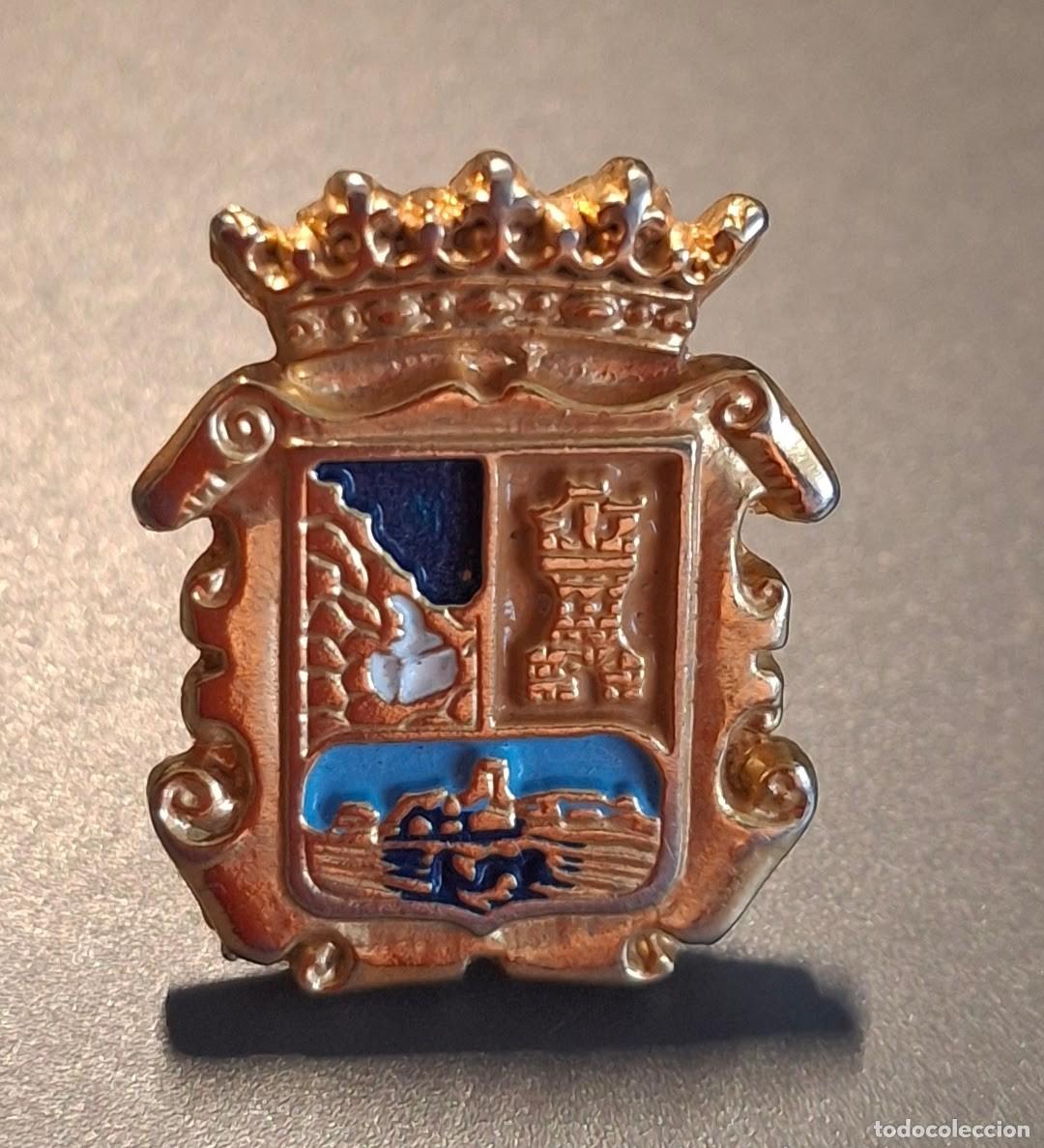 Pins de colecci&oacute;n: PIN METAL BADGE HER&Aacute;LDICO HER&Aacute;LDICA FUENLABRADA MADRID - PINCHO REPARADO
