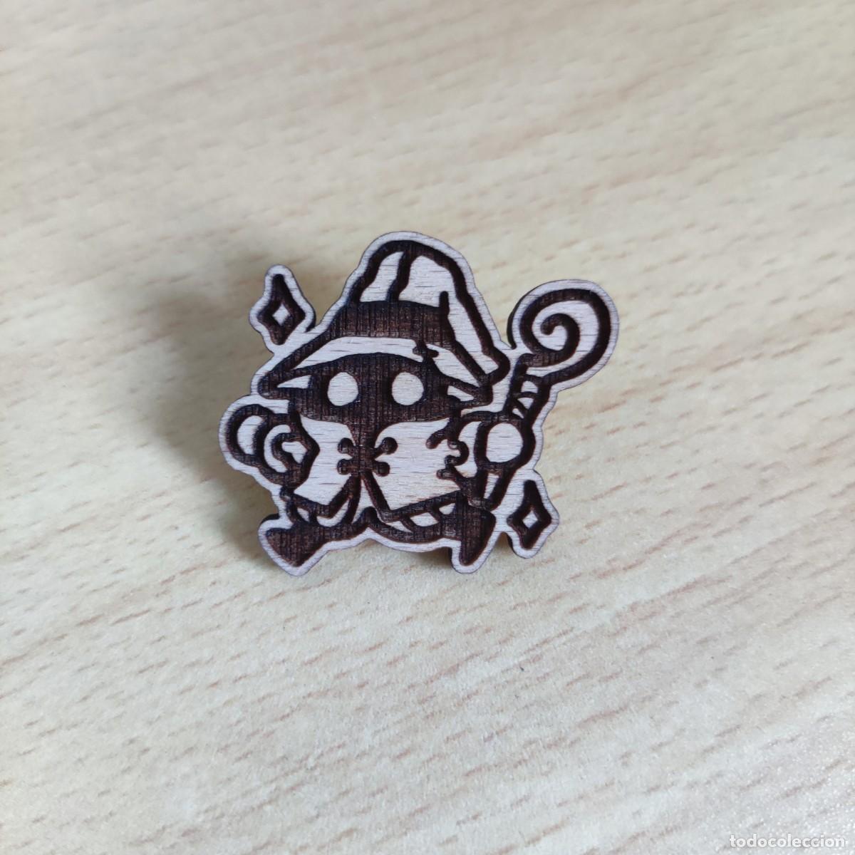 Pins de colecci&oacute;n: PIN DE MADERA - PIXI-ENARA - VIVI ORNITIER FINAL FANTASY