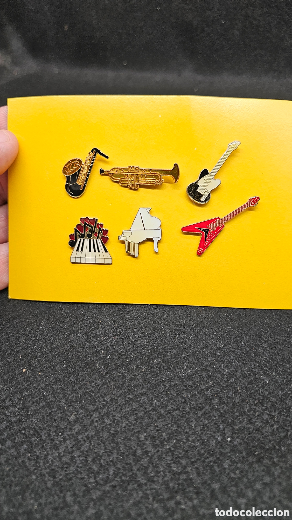 Pins de colecci&oacute;n: Colecci&oacute;n de pins de instrumentos musicales