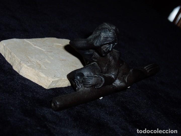 Pipas de fumar: Pipa Bruja en Arcilla Negra - Foto 5