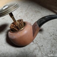 Pipas de fumar: CIGARRERA PITILLERA EN FORMA DE PIPA DE CUERO. Lote 300038393