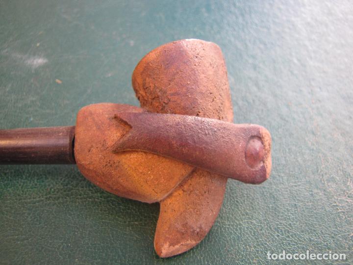 Pipas de fumar: 27.- pipa de cer&aacute;mica. Tomahawk - Foto 2