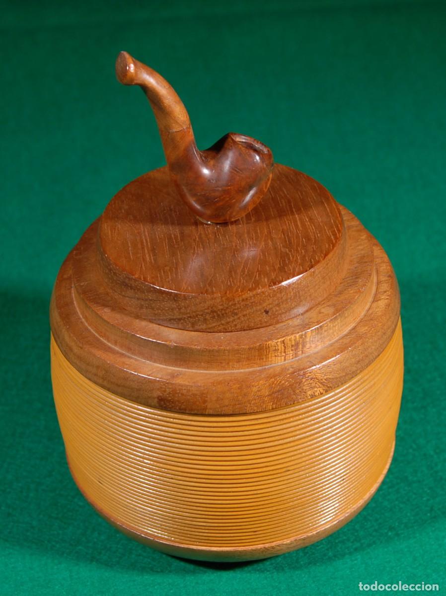 Pipas de fumar: Bote de madera art d&eacute;co para tabaco - Foto 1