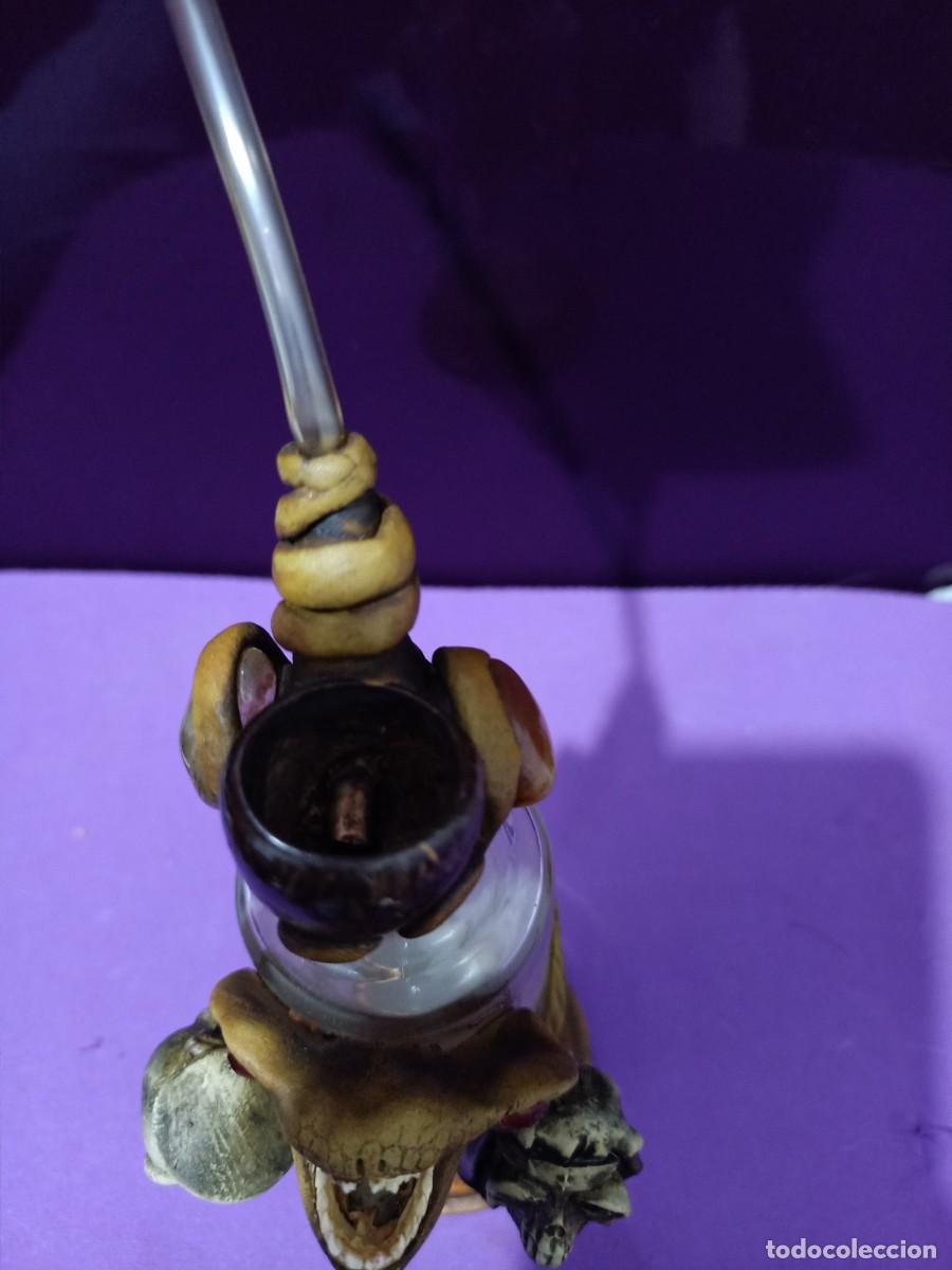Pipas de fumar: pipa deagua con esqueletos - Foto 3