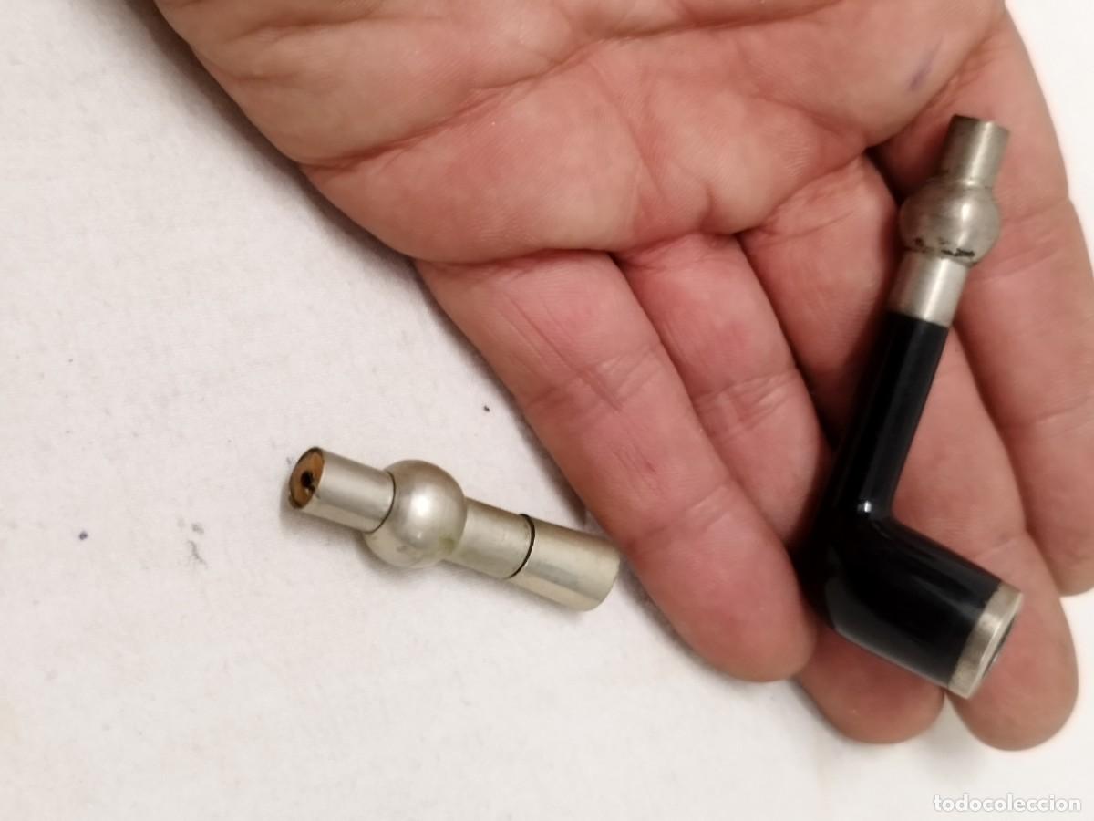 Pipes: Antigua pipa de fumara a restaurar. Creo que esta incompleta.