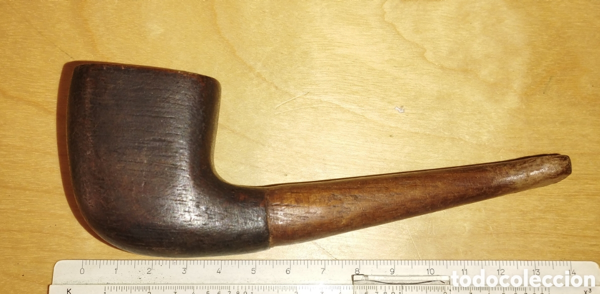 Pipas de fumar: PIPA ARTESANAL - S&Atilde;O TOM&Eacute; E PR&Iacute;NCIPE - AFRICA - 2010