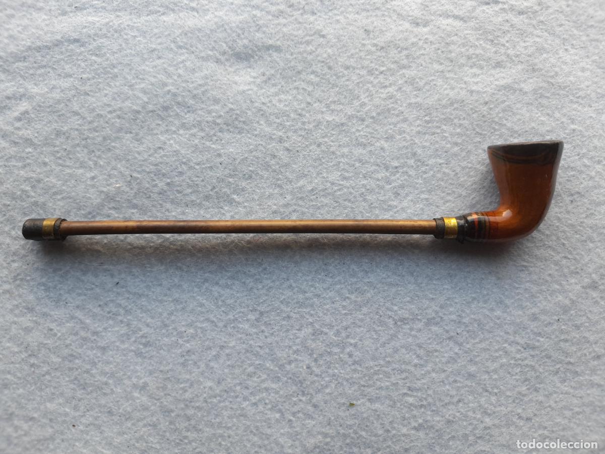 Pipe per fumare: Curiosa Pipa antigua. Metal y Arcilla.