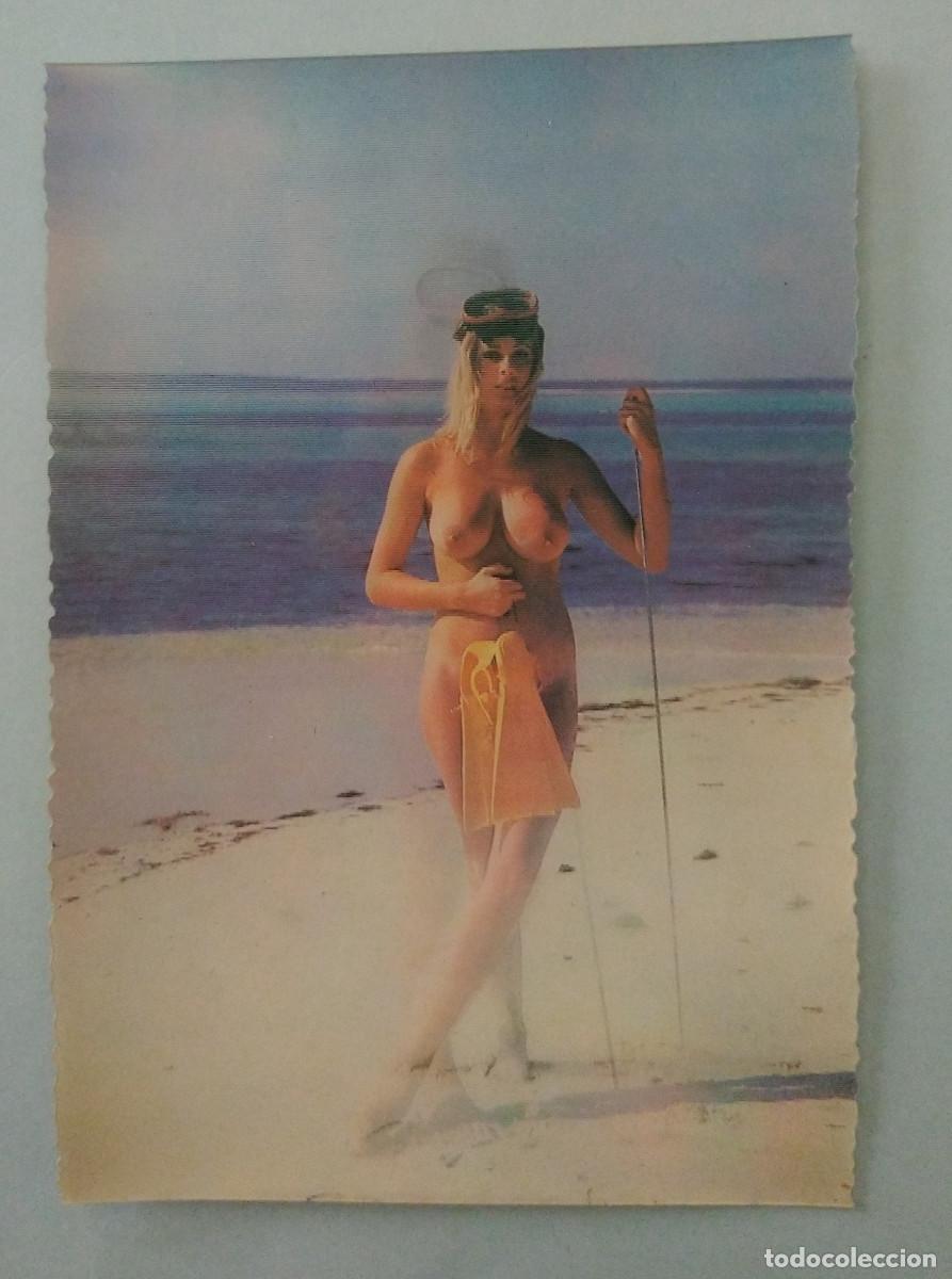 Postales: Er&oacute;tica. Postal 3D. Bella chica desnuda en la playa. A&ntilde;os 60 h aa
