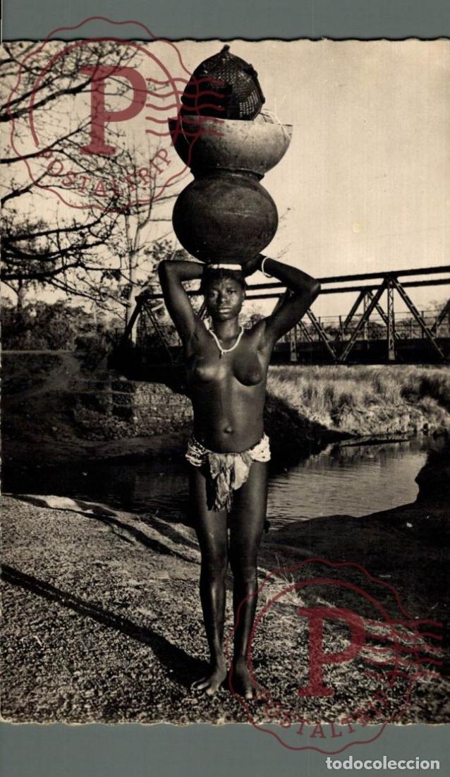 Postales: HAUTE VOLTA _ JEUNE FILLE BODO , REGION DE BODO DIOULASSO nude nue seins nus