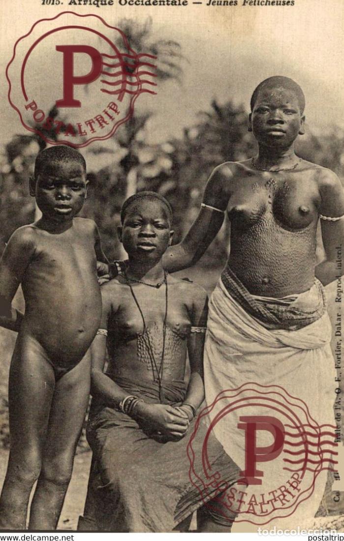 Postais: AFRIQUE OCCIDENTALE. JEUNES FETICHEUSES - DESNUDO NUDE NUS AKT
