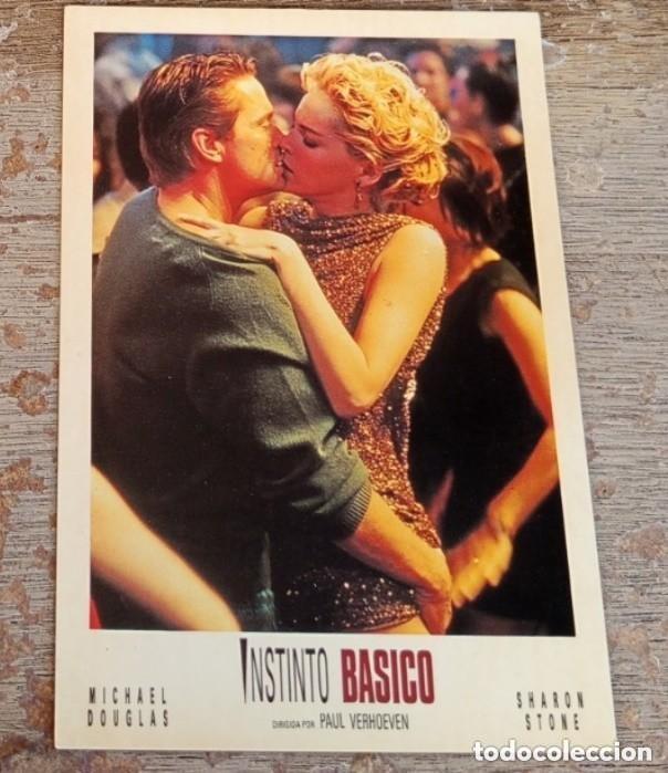 Postales: postal n 4 de la pelicula Instinto b&aacute;sico