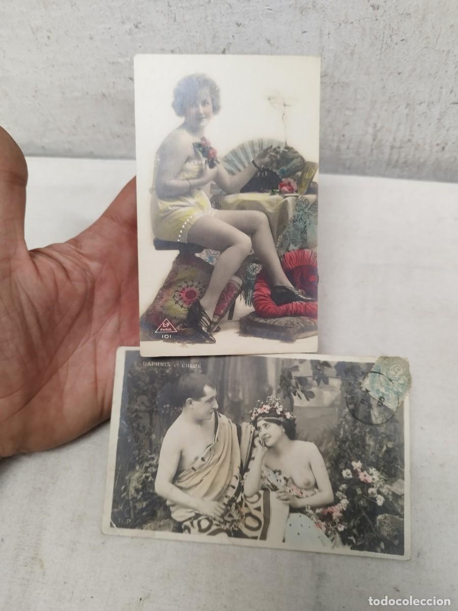 Postales: Dos antiguas tarjetas postales, coloreadas a mano. De hombre y mujer, galan. A&ntilde;o 1900, eroticas.