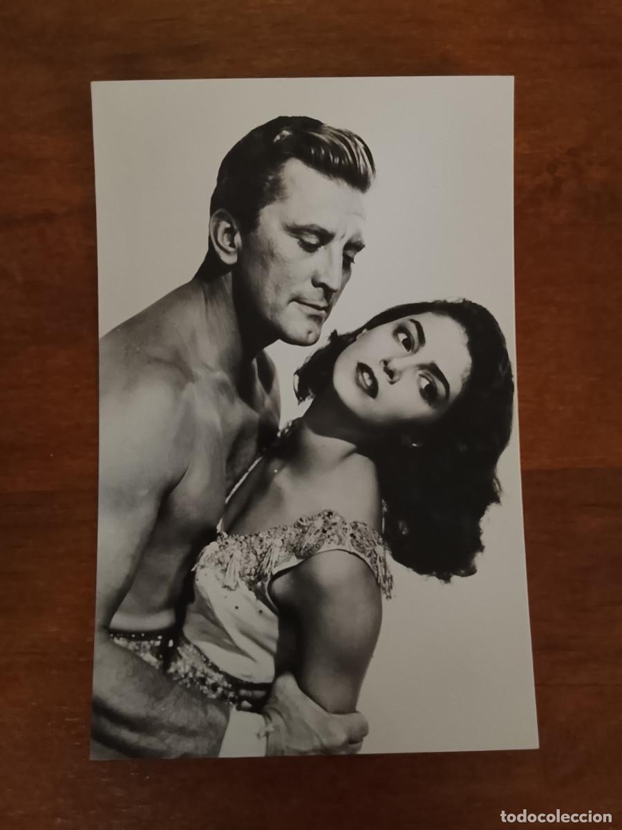 Postales: Postal de Kirk Douglas y Pier Angeli