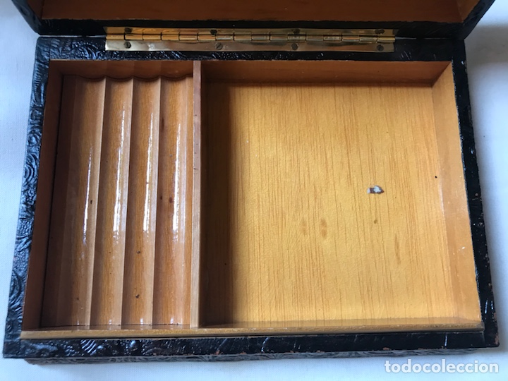 Cajas de puros: Caja tabaco cuero repujado - Foto 5