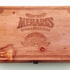 Cajas de Puros: CAJA DE MADERA DE 50 CIGARROS/PUROS ''AGIO MEHARI'S'' CON TABACO DE CAMERÚN (HOLANDA) (VACÍA)
