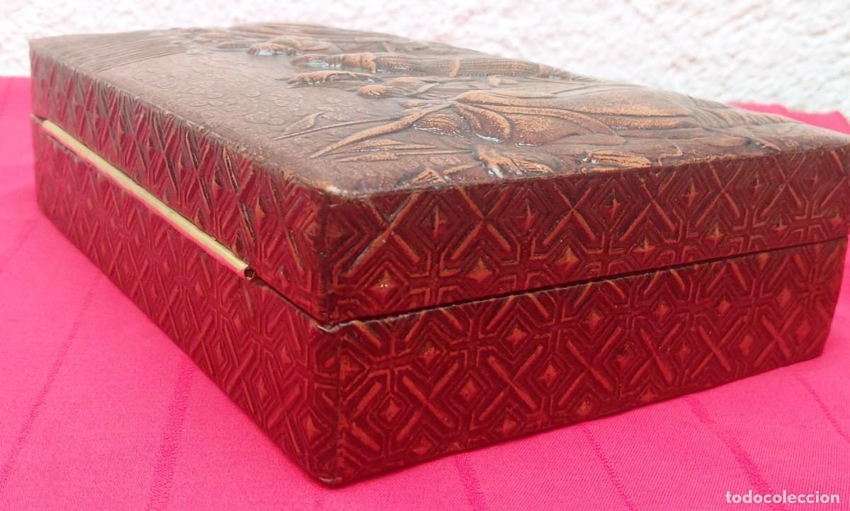 Cajas de puros: CAJA DE TABACO BAJO RELIEVE - Foto 7