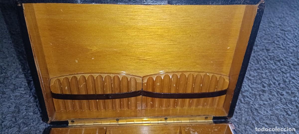Cajas de puros: // Antigua caja repujada para tabaco - Foto 5