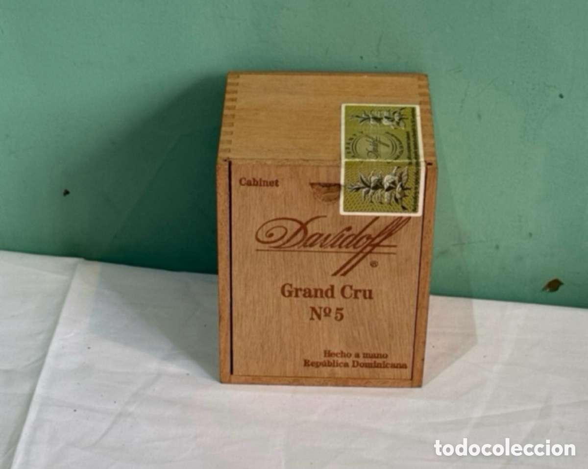 Cajas de Puros: Davidoff Grand Cru 5 - Caja madera vac&iacute;a C/ 25 Puros.