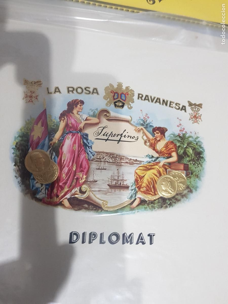 Cajas de Puros: DOS ETIQUETAS RELACIONADAS CON LOS PUROS