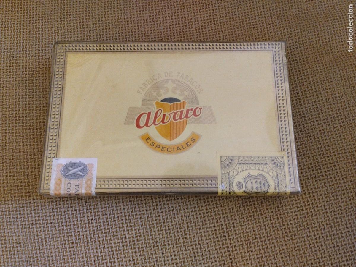 Cajas de Puros: Caja antigua Puros Alvaro Especiales 25 Saludos