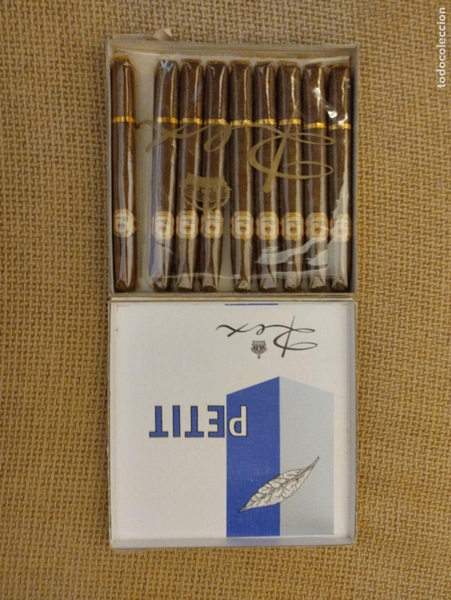 Cajas de Puros: Caja de puritos antigua Petit Rex