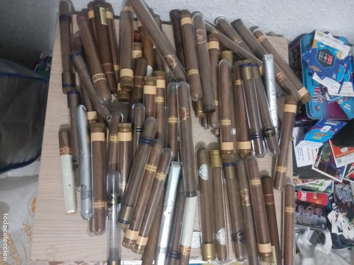 Cajas de Puros: MAS DE 160 PUROS Y 6 CAJAS VACIAS,,VER TODAS FOTOS