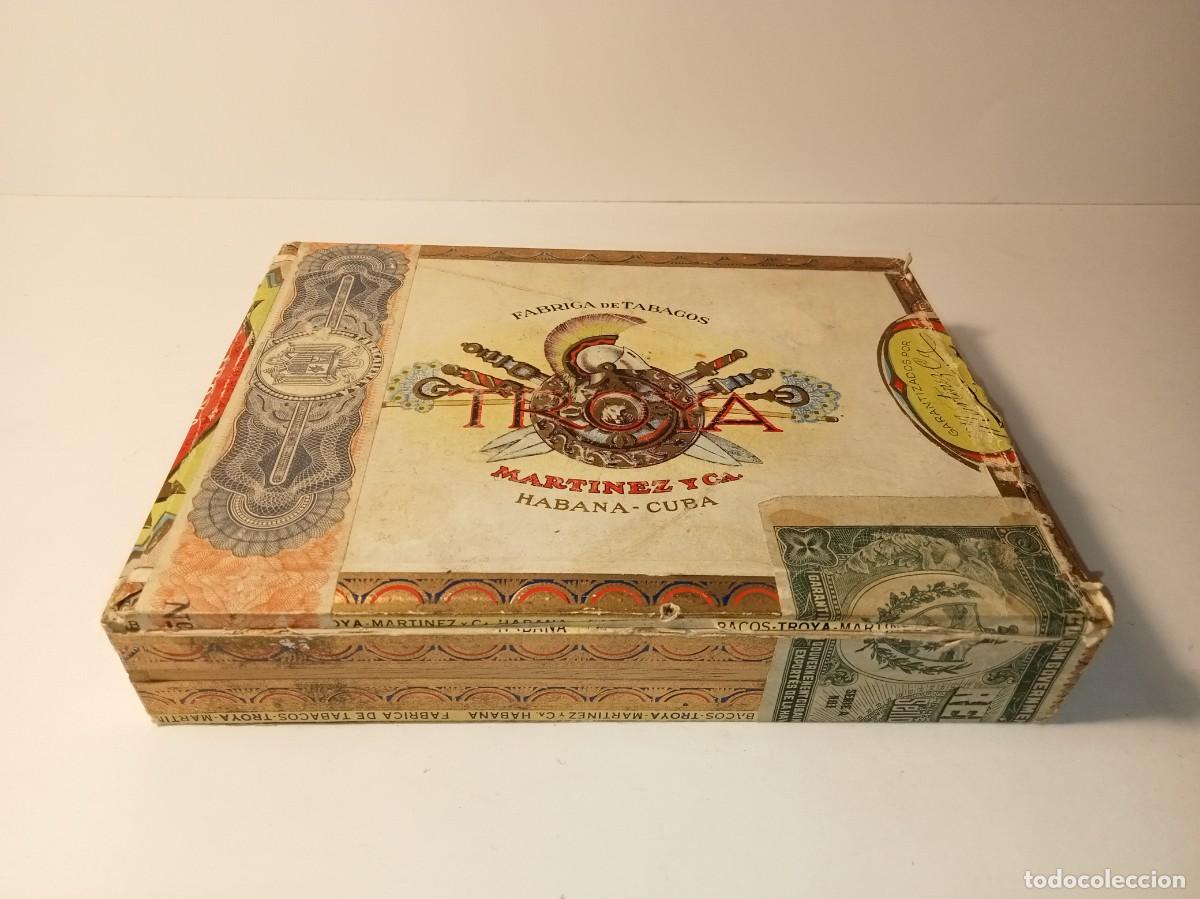 Cajas de Puros: TROYA - MARTINEZ Y Ca - HABANA - CUBA - 25 UNIVERSALES - CAJA DE PUROS VAC&Iacute;A