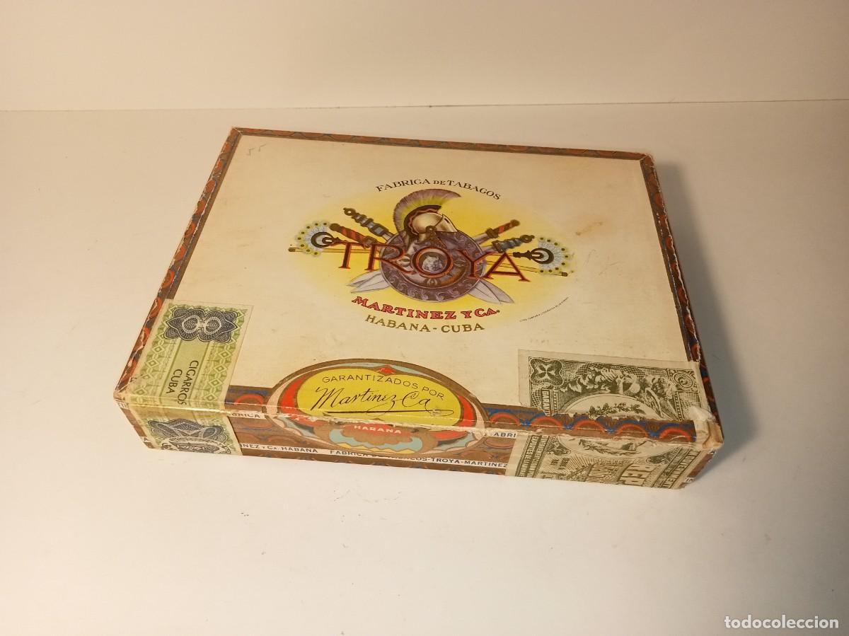 Cajas de Puros: TROYA - MARTINEZ Y Ca - HABANA - CUBA - 25 UNIVERSALES - CAJA DE PUROS VAC&Iacute;A
