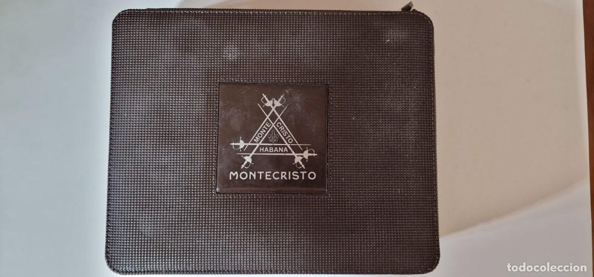 Cajas de Puros: Caja humidor de viaje con 24 cigarros Cohiba en su interior
