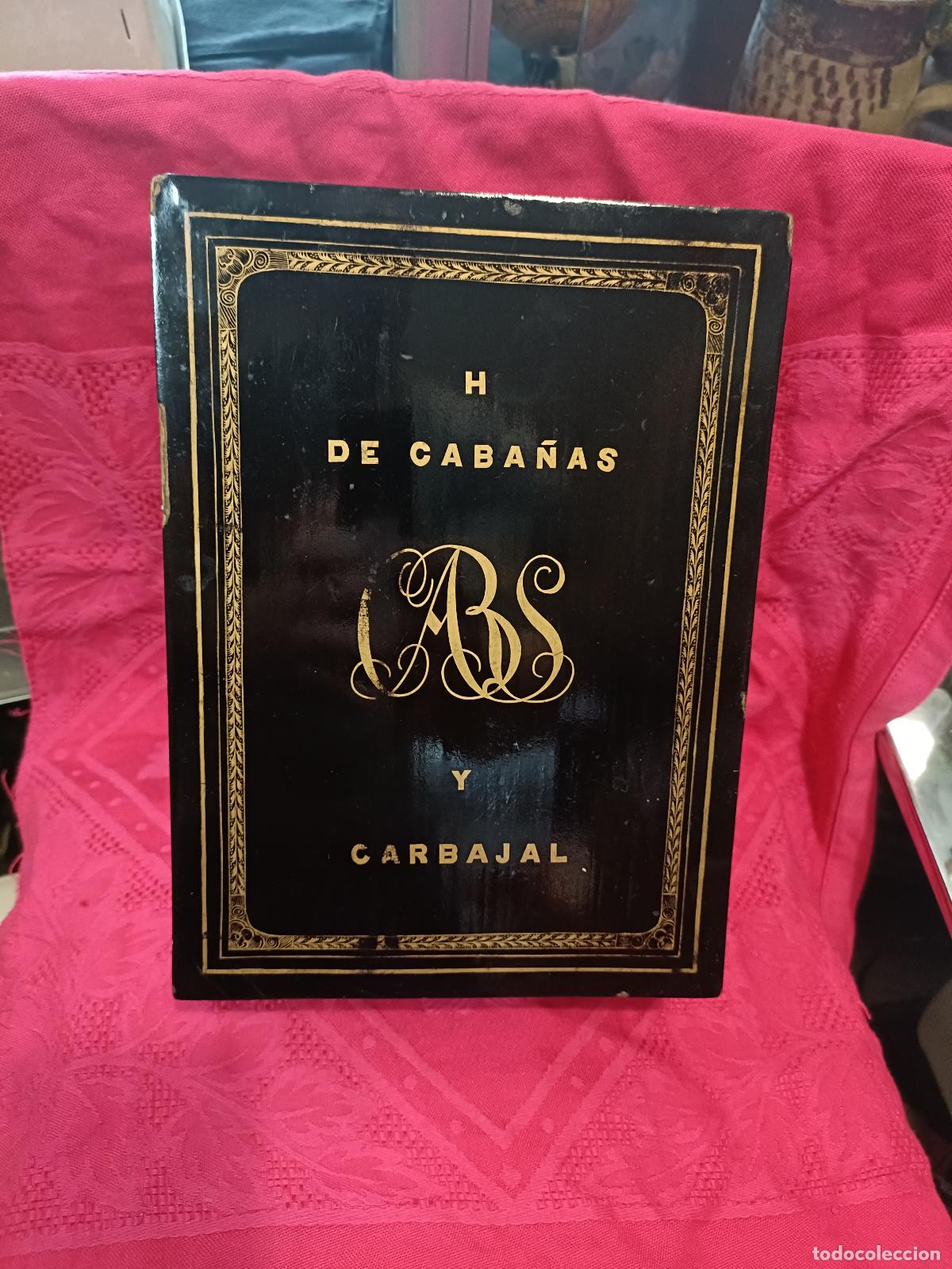 Cajas de Puros: Caja de puros en madera lacada y dorada Hijas de Caba&ntilde;as y Carbajal Cuba siglo XIX