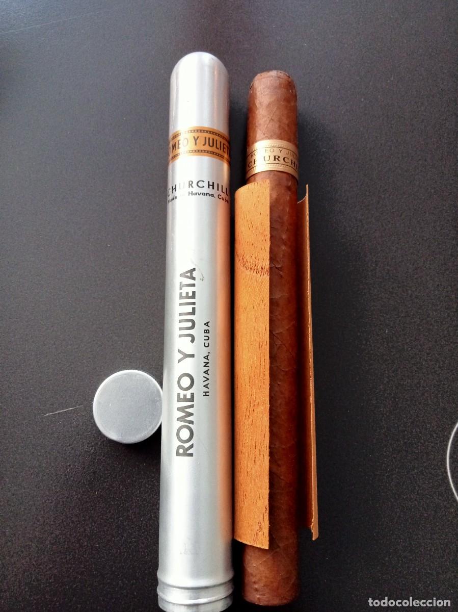 Cajas de Puros: CIGARRO PURO. ROMEO Y JULIETA.(CHURCHILL). TUBO ALUMINIO. HAVANA, CUBA. 18 cm