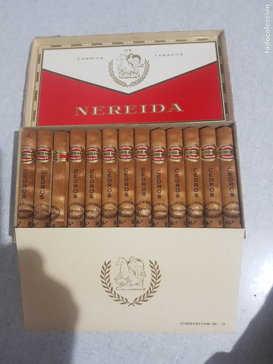 Cajas de puros: ENTERA CAJA DE PUROS NEREIDA