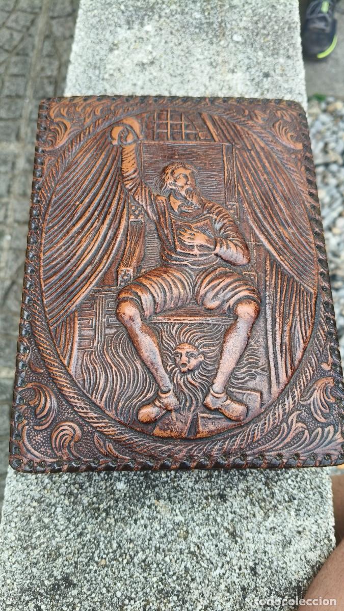 Cajas de puros: Bo&icirc;te a cigare don Quichotte cuir et bois cordoba fabrication artisanale