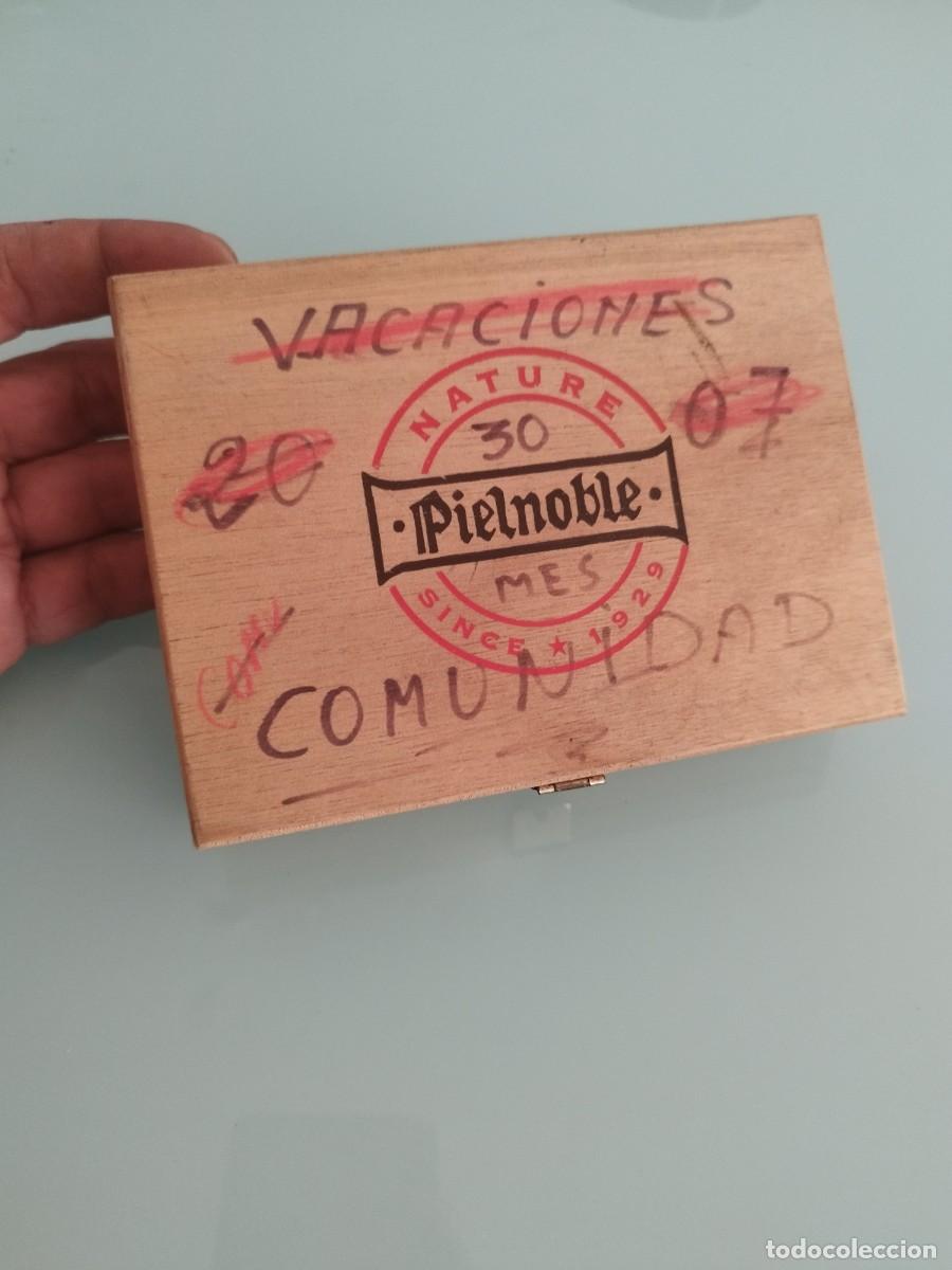 Cajas de puros: Caja madera de puros Pielnoble. Como se ve en las fotos
